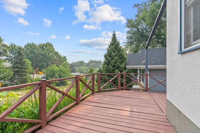 506 Wyoming Street E, Saint Paul, MN 55107