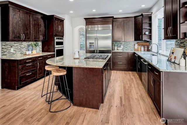 21517 NE 143rd Place, Woodinville, WA 98077