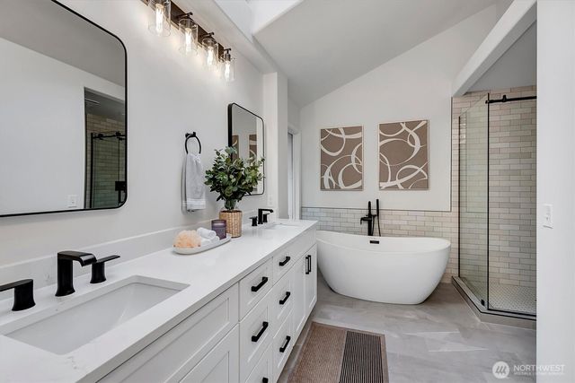 21517 NE 143rd Place, Woodinville, WA 98077