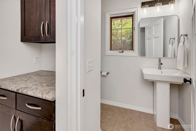 21517 NE 143rd Place, Woodinville, WA 98077