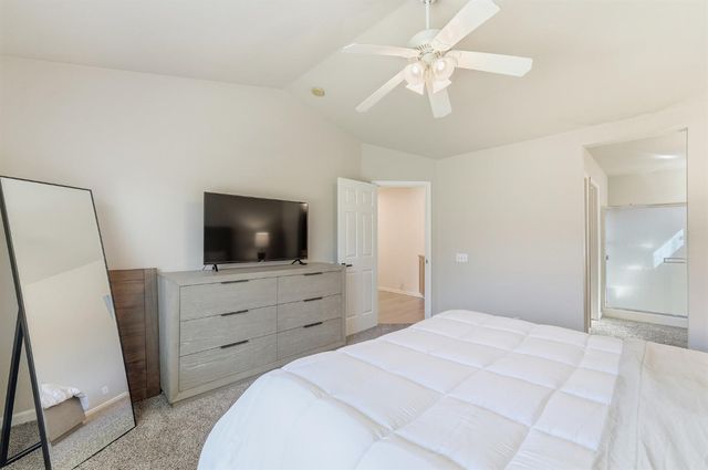 1933 Lifetime Dr, Modesto, CA 95355