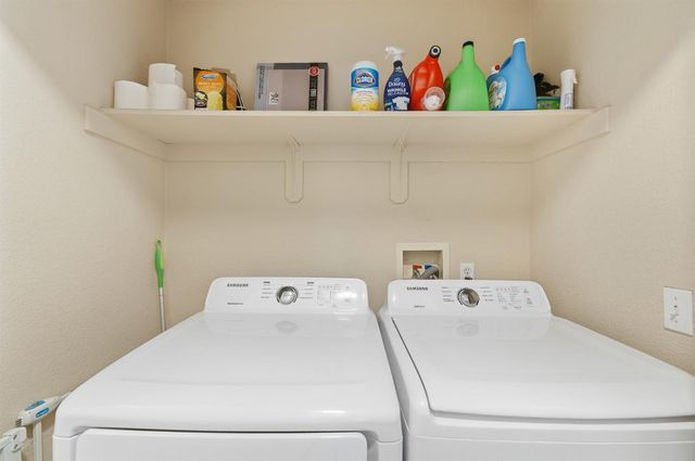 1933 Lifetime Dr, Modesto, CA 95355