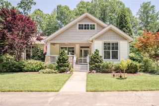 89 Covered Bridge Drive, Flat Rock, NC 28731