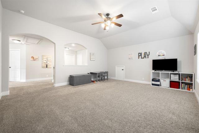 532 Thompson, Van Alstyne, TX 75495