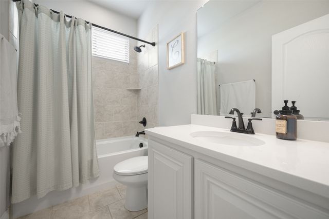 532 Thompson, Van Alstyne, TX 75495