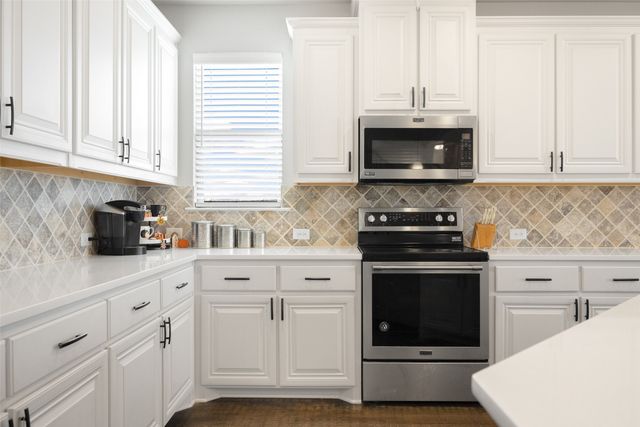 532 Thompson, Van Alstyne, TX 75495