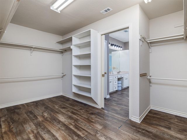 2807 Declaration CIR, Lago Vista, TX 78645