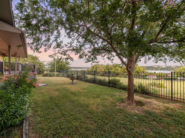 2807 Declaration CIR, Lago Vista, TX 78645