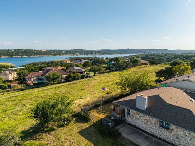 2807 Declaration CIR, Lago Vista, TX 78645
