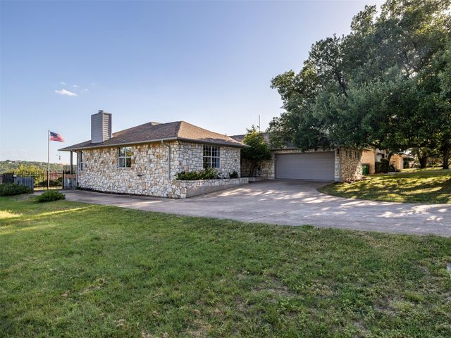 2807 Declaration CIR, Lago Vista, TX 78645