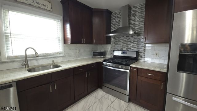 852 Joralemon St, Belleville Twp., NJ 07109