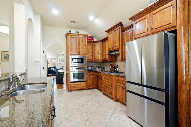 5905 Cripple Creek Trail, North Richland Hills, TX 76180