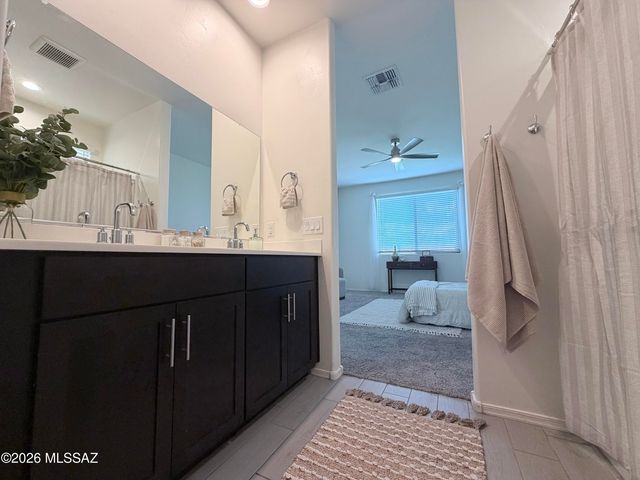 11299 S Weismann Drive, Vail, AZ 85641