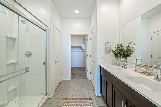 11299 S Weismann Drive, Vail, AZ 85641