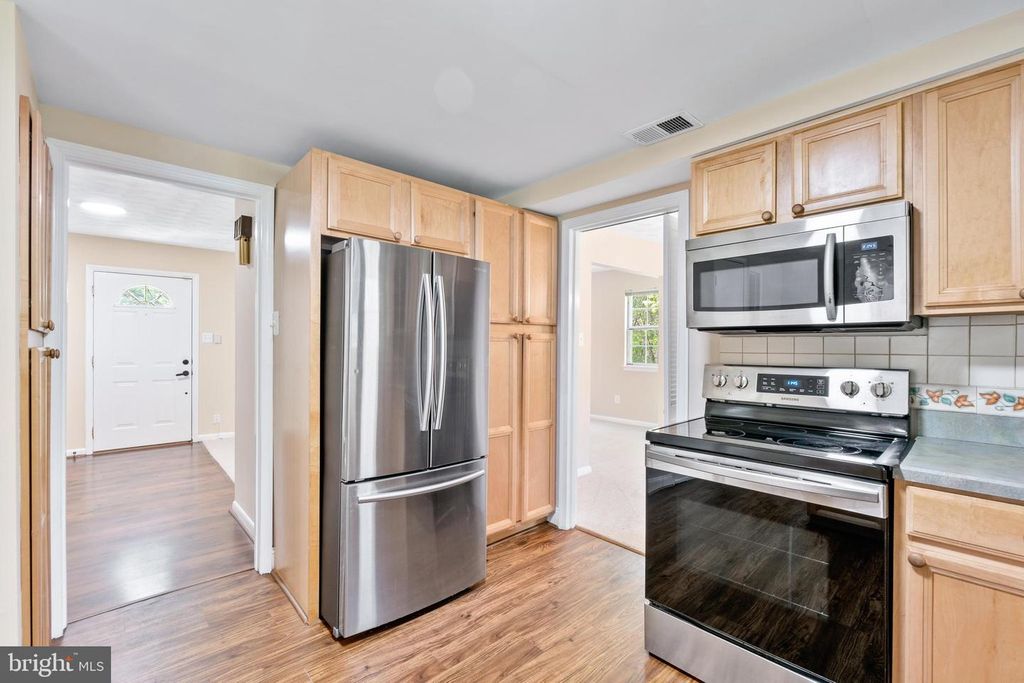 Image 13 of property listing at 7032 MINK HOLLOW RD, Highland, MD 20777