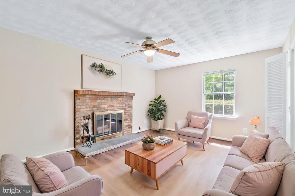 Image 5 of property listing at 7032 MINK HOLLOW RD, Highland, MD 20777