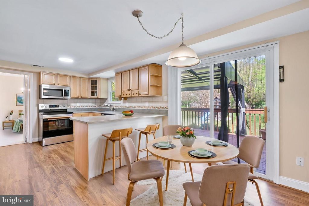 Image 8 of property listing at 7032 MINK HOLLOW RD, Highland, MD 20777