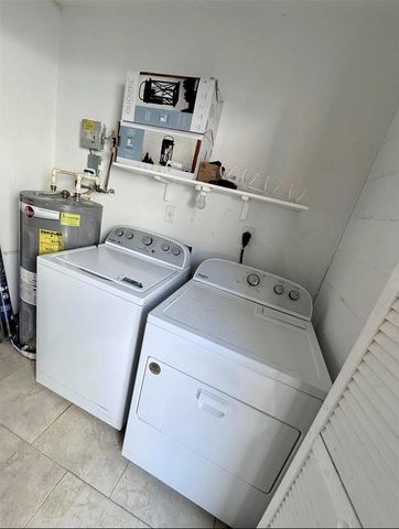 2423 23RD STREET, Sarasota, FL 34234