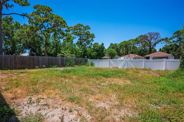 2423 23RD STREET, Sarasota, FL 34234
