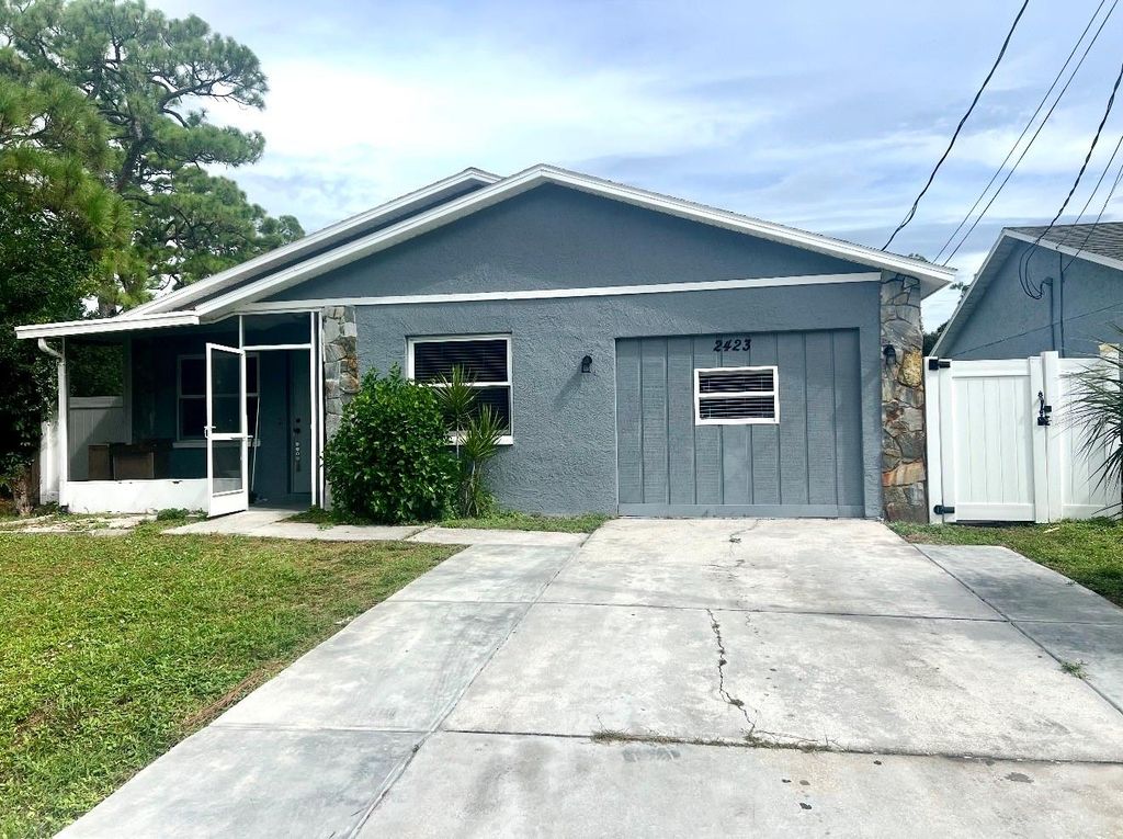 2423 23RD STREET, Sarasota, FL 34234