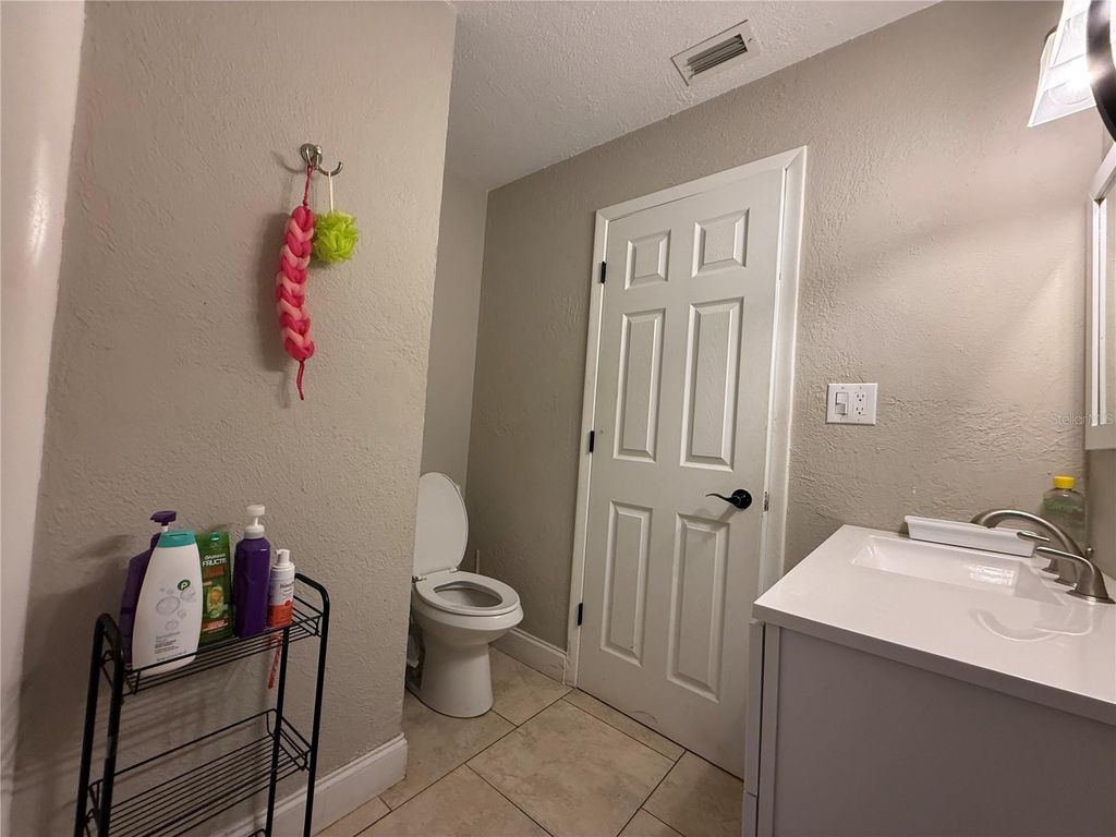 Image 16 of property listing at 2423 23RD STREET, Sarasota, FL 34234