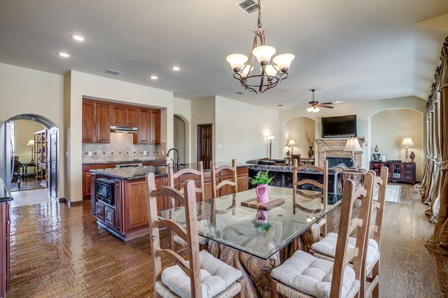 1302 Killian Drive, Mansfield, TX 76063