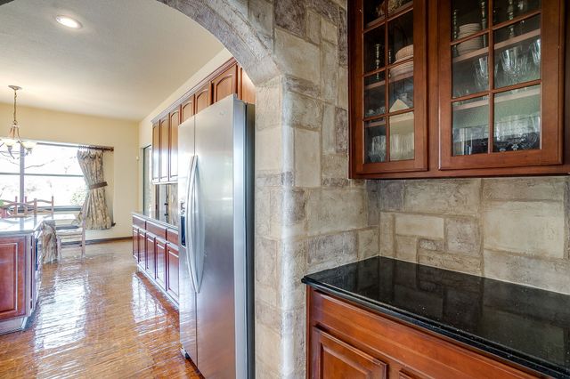 1302 Killian Drive, Mansfield, TX 76063