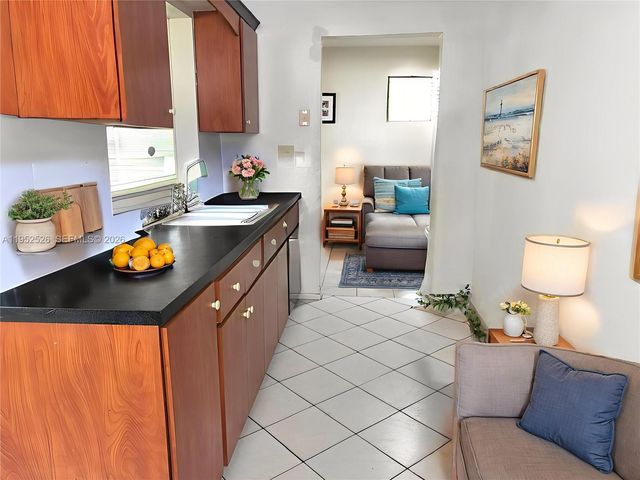 901 Ocean Dr, Boynton Beach, FL 33426