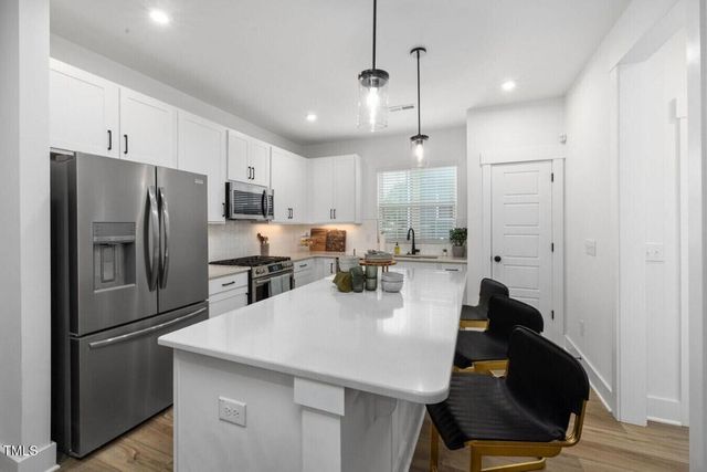 554 E Hargett Street Hudsen, Raleigh, NC 27601