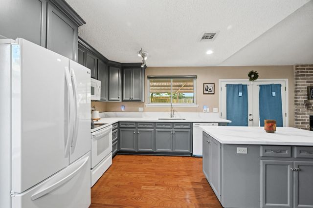 17511 Favor Bend Court, Humble, TX 77396