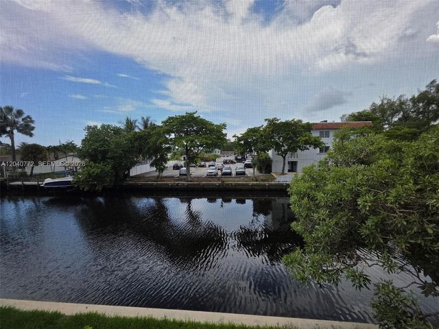 1400 NE 57th Court 202, Fort Lauderdale, FL 33334