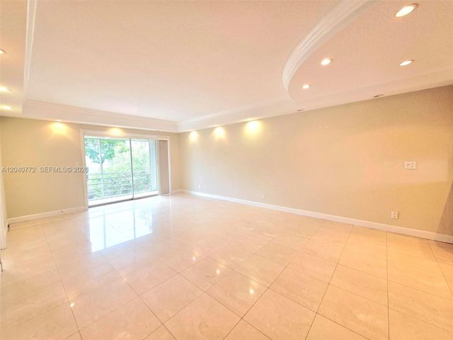 1400 NE 57th Court 202, Fort Lauderdale, FL 33334