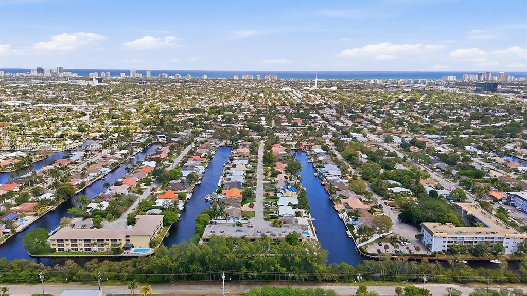 1400 NE 57th Court 202, Fort Lauderdale, FL 33334