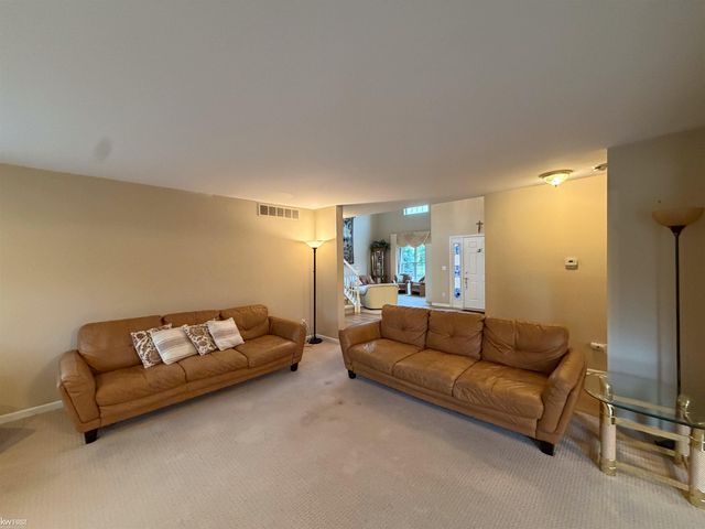 2295 Hidden Forest Drive, Grand Blanc Twp, MI 48439