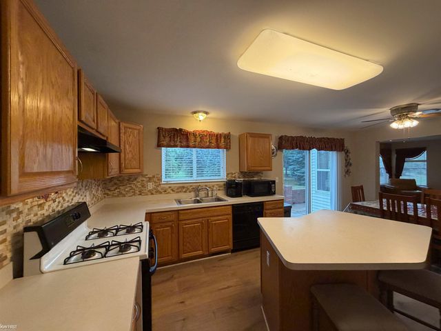 2295 Hidden Forest Drive, Grand Blanc Twp, MI 48439