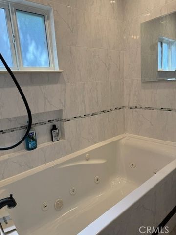 17614 Posetano Road, Los Angeles, CA 90272