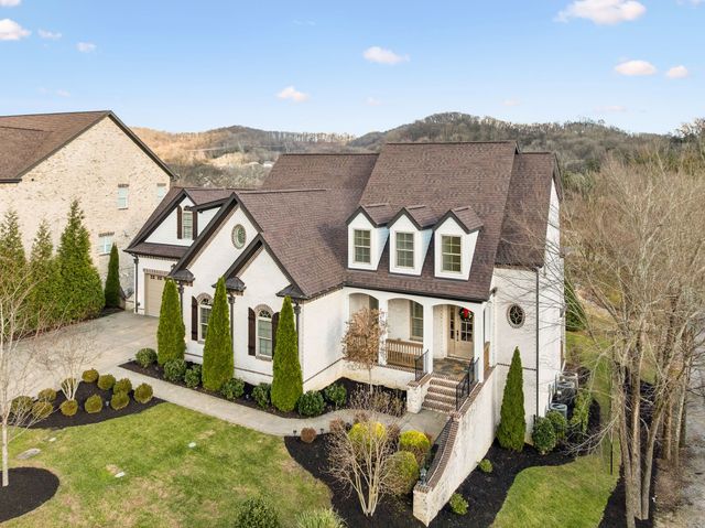 2152 Hartland Rd, Franklin, TN 37069