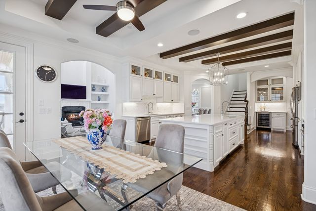 2152 Hartland Rd, Franklin, TN 37069