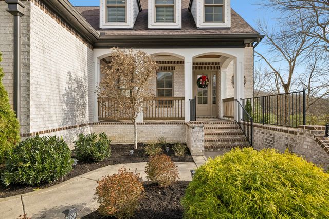 2152 Hartland Rd, Franklin, TN 37069