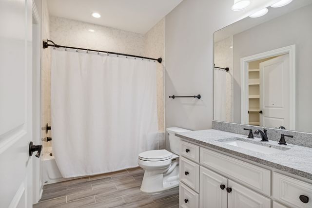 2152 Hartland Rd, Franklin, TN 37069