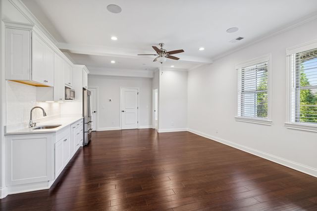 2152 Hartland Rd, Franklin, TN 37069