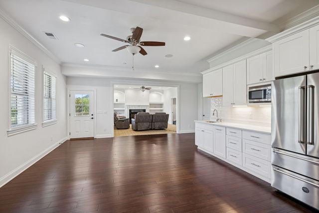 2152 Hartland Rd, Franklin, TN 37069