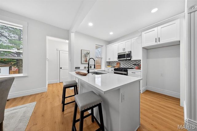 6206 Victoria Avenue, St Louis, MO 63139