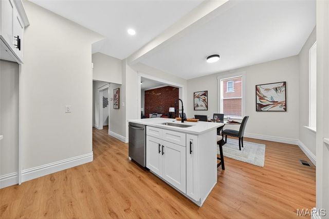 6206 Victoria Avenue, St Louis, MO 63139