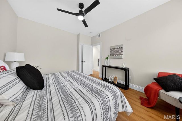 6206 Victoria Avenue, St Louis, MO 63139