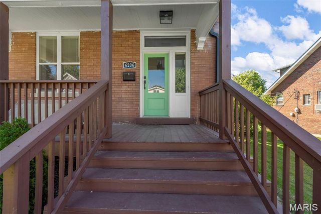 6206 Victoria Avenue, St Louis, MO 63139