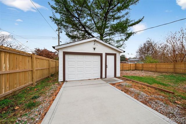 6206 Victoria Avenue, St Louis, MO 63139