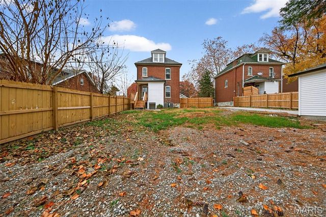 6206 Victoria Avenue, St Louis, MO 63139