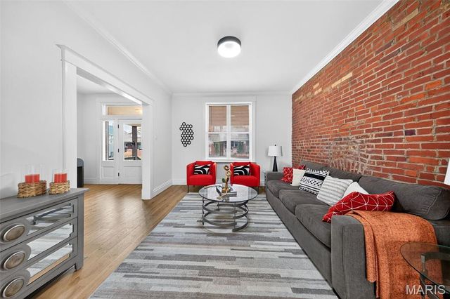 6206 Victoria Avenue, St Louis, MO 63139