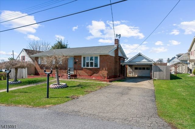 903 4Th Ave, Alpha Boro, NJ 08865